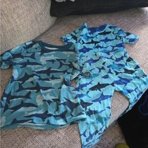 Set Of Shark Pjs - 2 Shirts 1 Pants Size 5T